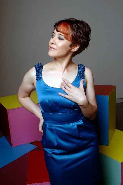 “Mad Rush” – Sally Whitwell records the music of Glass