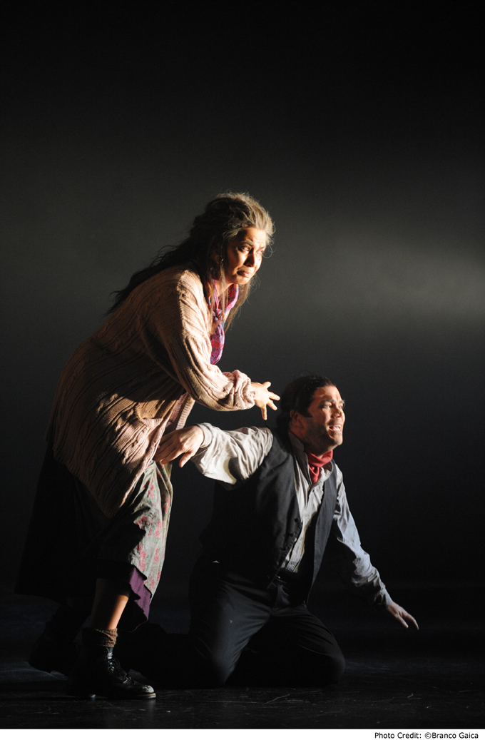 Il Trovatore – scenes from Opera Australia