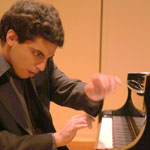 Zubin Kanga performs at The Proms Plus