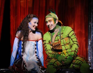 Taryn Fiebig as Pamina and Andrew Jones Papageno.