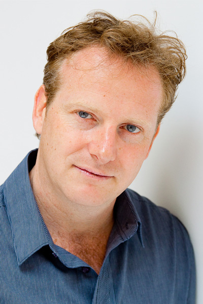 Alex Briger Conducts The Willoughby Symphony