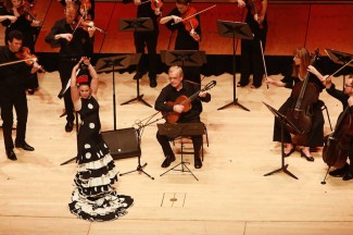 Flamenco dancer Yioda Wilson clashes her castanets with guitar soloist Tommie Andersson
