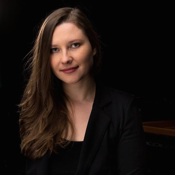 Maria Raspopova Performs With Omega Ensemble