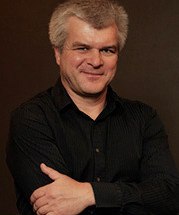 Philip Shovk With The Balmain Sinfonia