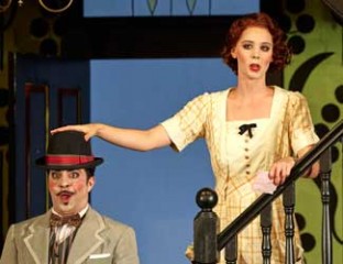 Paolo Bordogna (Figaro) and Anna Dowsley (Rosina) 