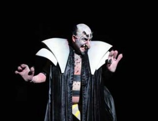 Kanen Breen (Monostatos)