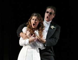 Nicole Car (Luisa) and Daniel Sumegi (Wurm) 