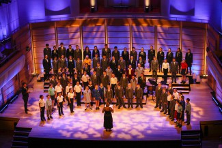 Anna Sandstrom conducts the Australian Brandenburg Young Voices