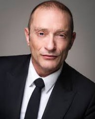 Conductor Simon Kenway