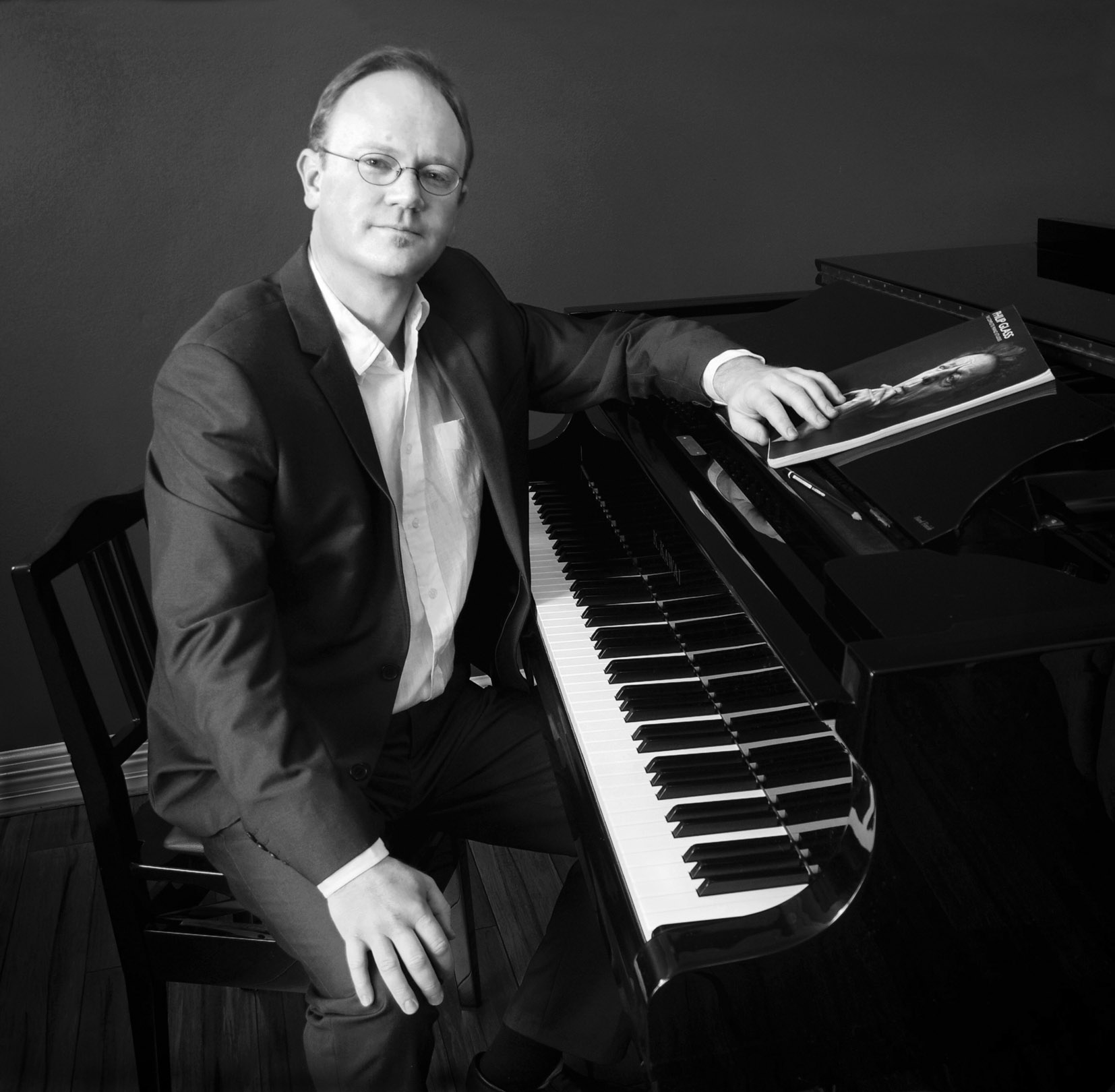 Andrew Chubb Performs Four Decades of Music by Glass