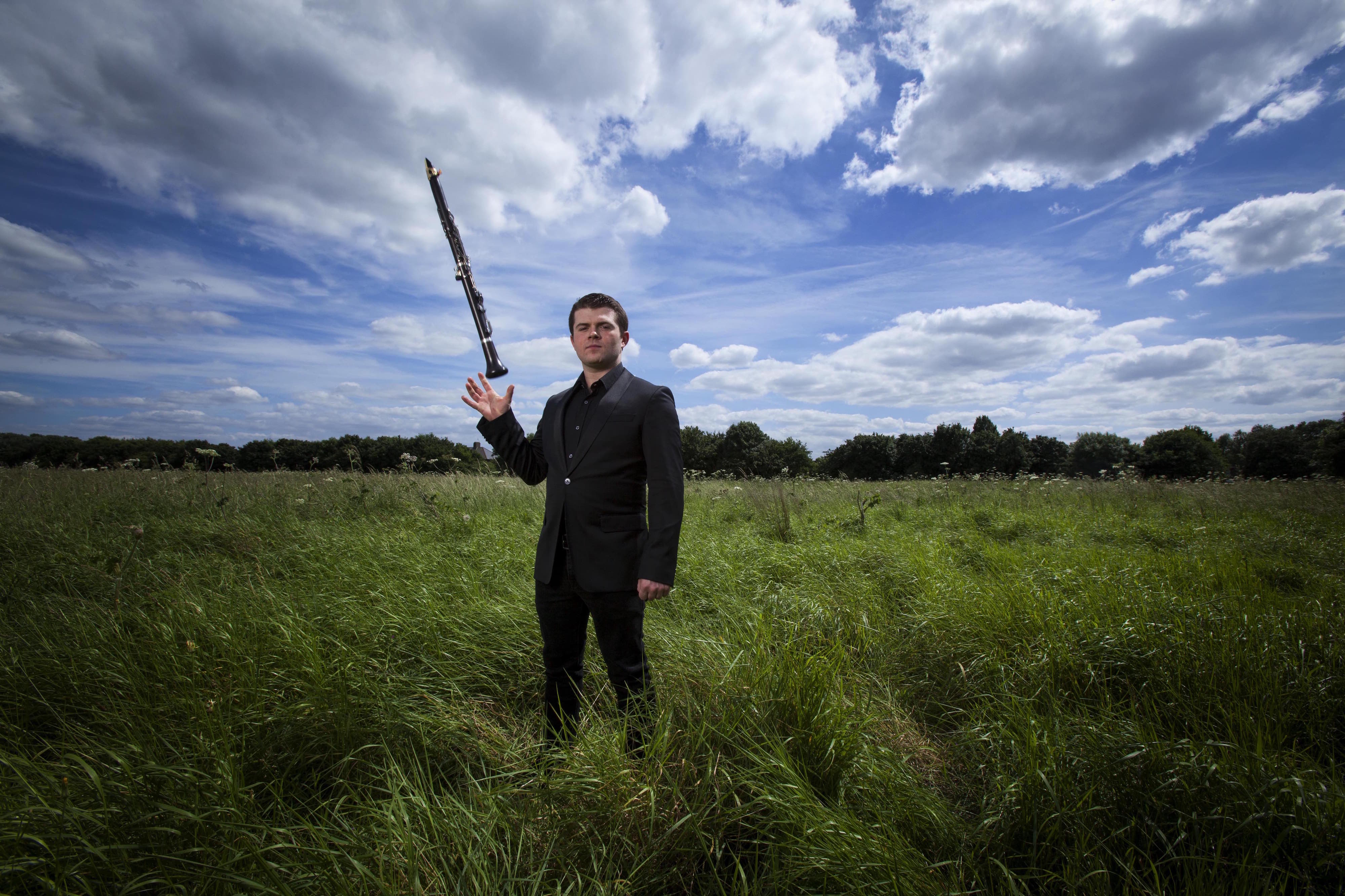 Julian Bliss With The NZTrio