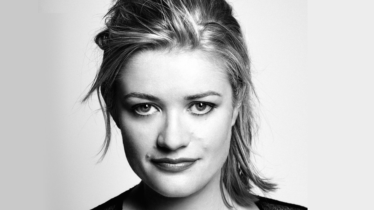 Lee Abrahmsen joins Omega Ensemble For Vocalise