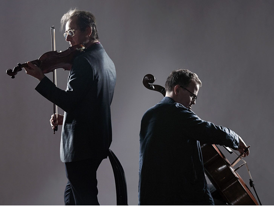 Australian Chamber Orchestra Plays Brahms And Dvořák