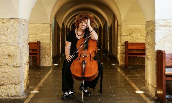 Bach In The Dark Livestream – Cello And Spoken Word