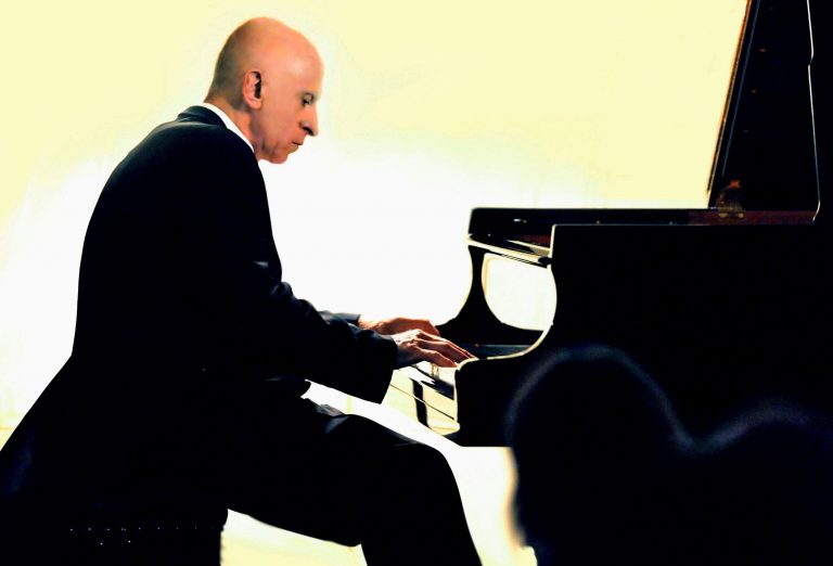 Roger Woodward Returns For Ku-Ring-Gai Philharmonic Orchestra 50th Anniversary Celebration